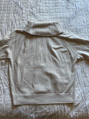 LOFT Cream Short-Sleeve Turtleneck Sweater